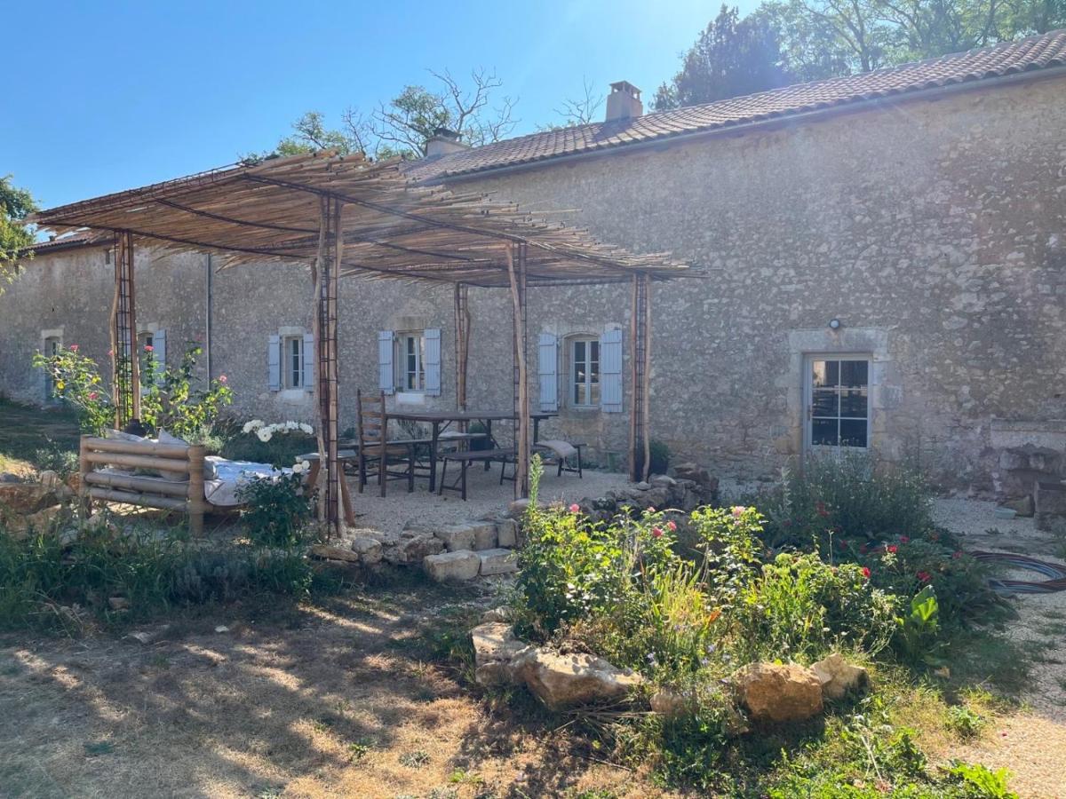 Rural Retreat Apartment Feuillade Екстериор снимка