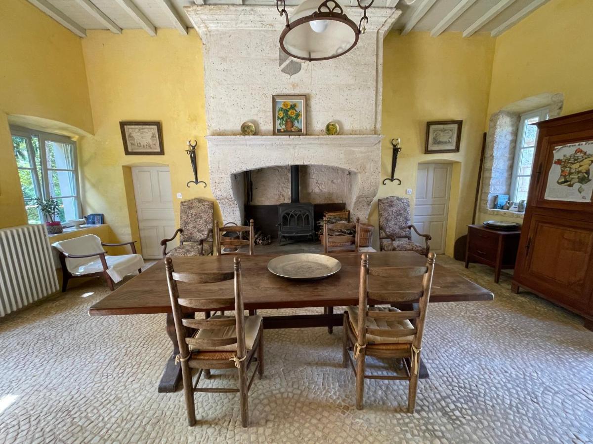 Rural Retreat Apartment Feuillade Екстериор снимка